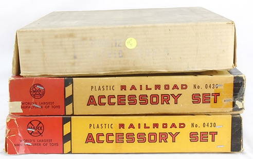 MARX TRAIN SET w/ACCESSORIES: O ga, 25000/12 set, 999 die cast loco, 950 tender, 4 freight cars, track & transformer, orig set box & dividers, w/2 different 0430 plastic accessory sets, orig boxes minor wear, C8-9.