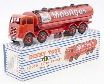 DINKY 504 FODEN MOBILGAS TANKER