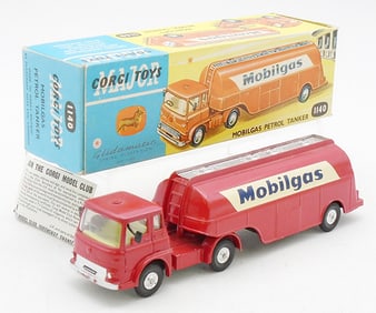 CORGI MAJOR 1140 MOBILGAS TANKER