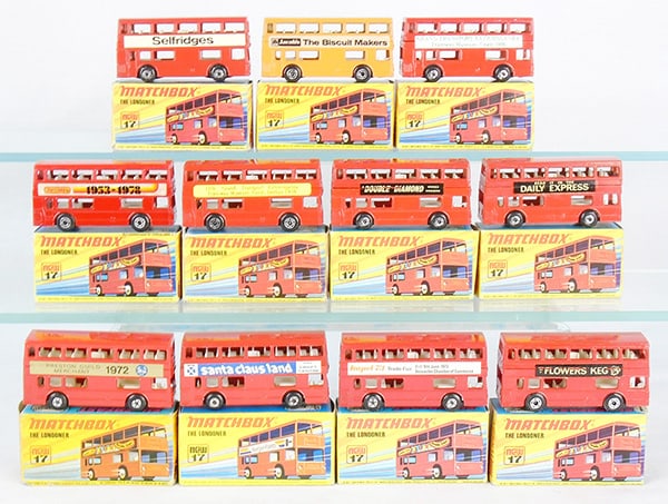 11 MATCHBOX #17 SUPERFAST BUSES (1 of 2)