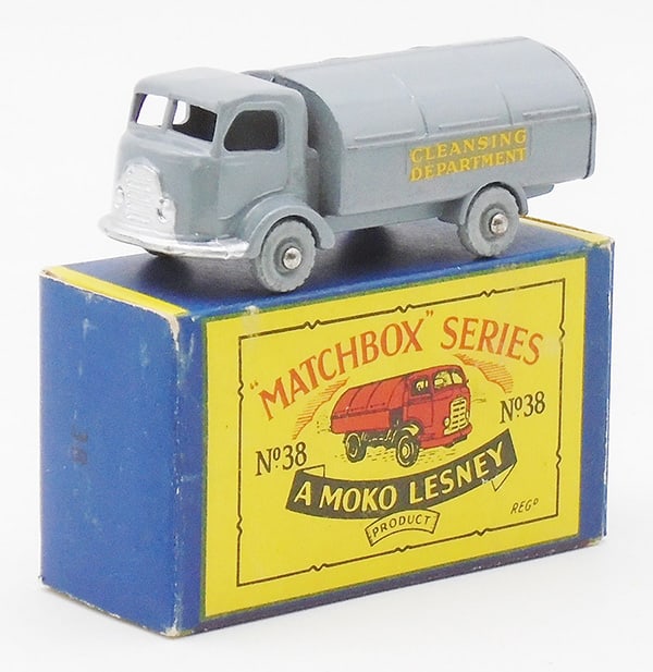 MATCHBOX 38A2 KARRIER REFUSE: ST code 3, B2 orig box, C9.