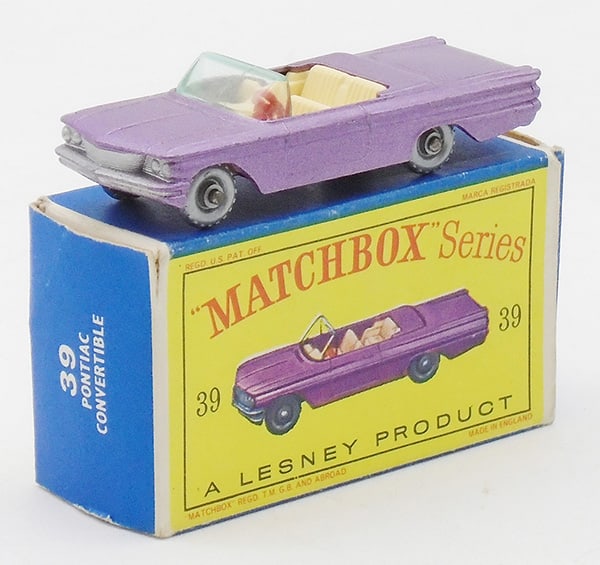 MATCHBOX 39B2 PONTIAC CONVERTIBLE (1 of 3)