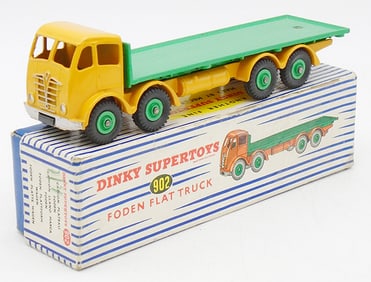 DINKY 902 FODEN FLAT TRUCK