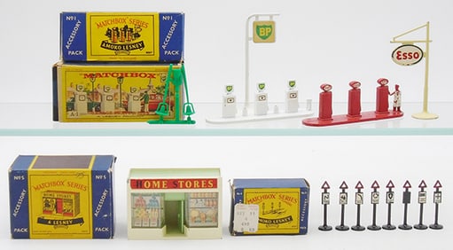 MATCHBOX ACCESSORIES