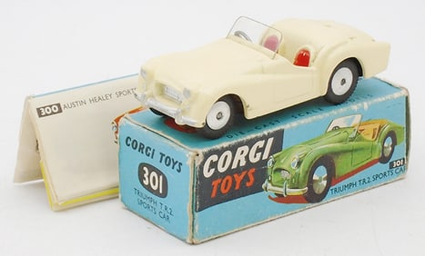CORGI 301 TRIUMPH TR2
