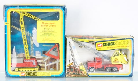 2 CORGI MAJORS