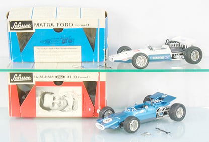 2 SCHUCO FORMULA ONE RACERS