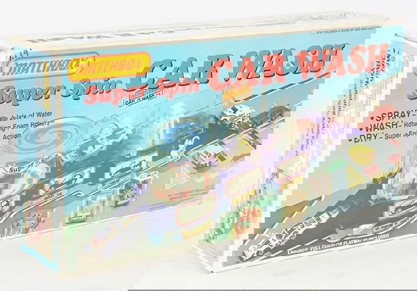 MATCHBOX 55-01-07 CAR WASH SET (1 of 1)