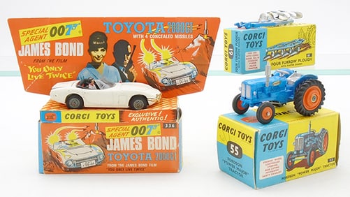 3 CORGI VEHICLES