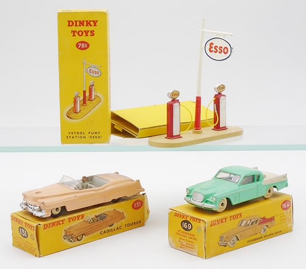 ミニカー DINKY No.977 COMMERCIAL SERVICING DINKY 977 COMMERCIAL SERVICING PLATFORM VEHICLE -RARE IN USA