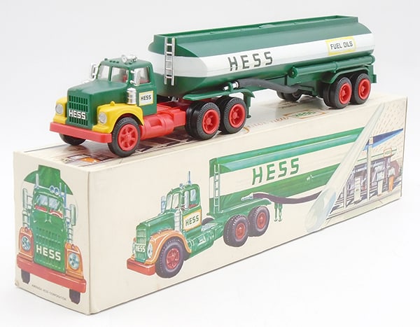 1972 HESS TANKER TRUCK (1 of 2)