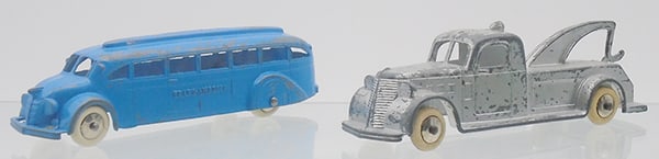 2 TOOTSIETOY JUMBOS: 1045 Trans-America Bus, blue, 1027 Wrecker, silver, both have white rubber tires & chrome hub caps, C5-6.