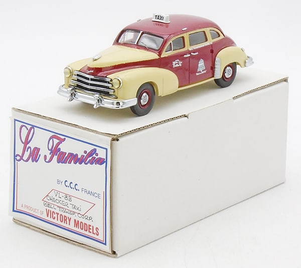 VICTORY MODELS VL8B 1953 CHECKERED TAXI CAB (1 of 2)