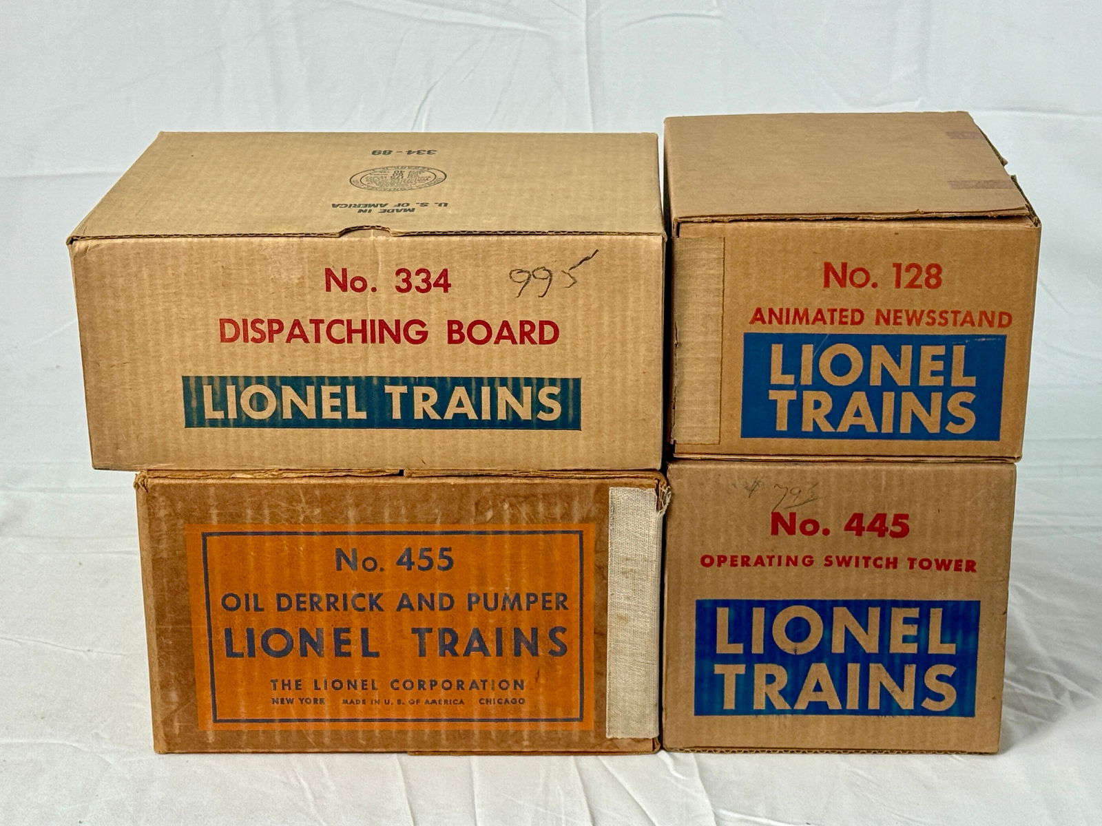 4 Lionel Operating Accessories