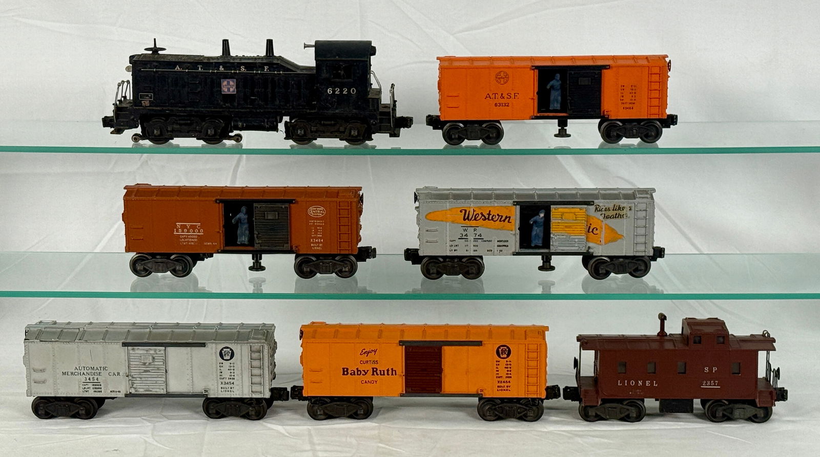 Lionel Train set (1 of 2)