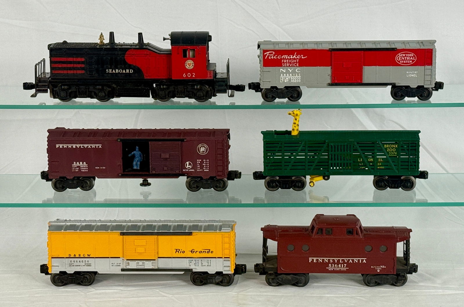 Lionel Train set (1 of 2)