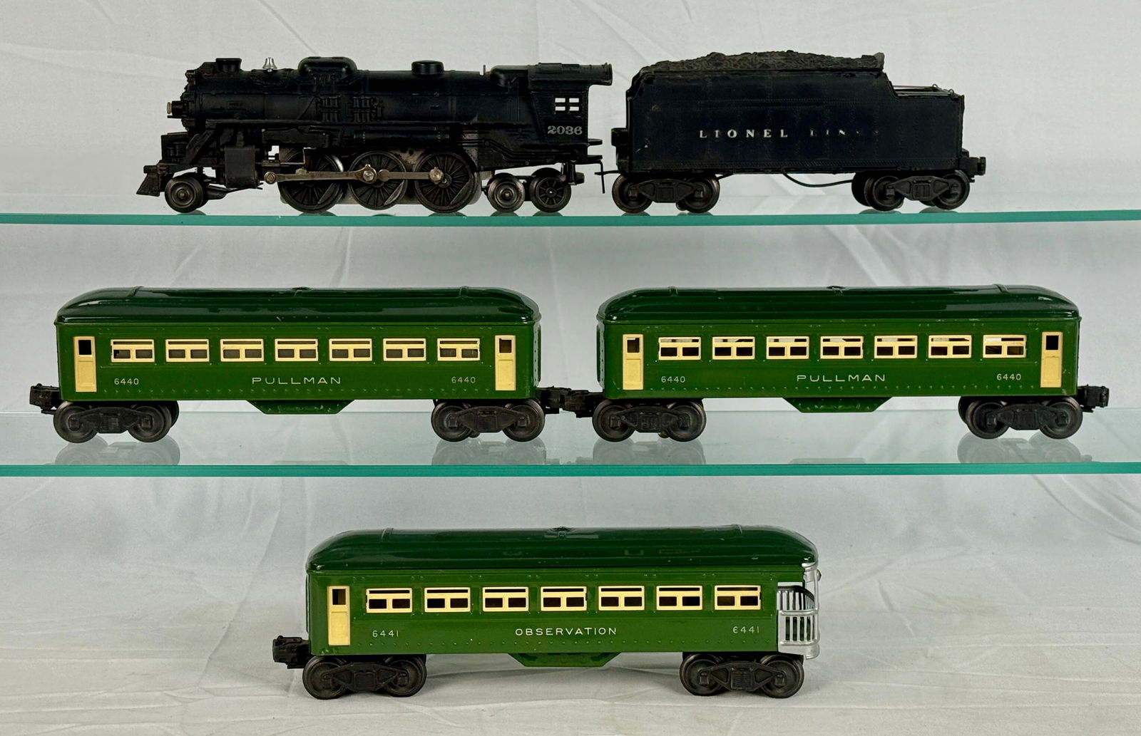 Lionel Passenger Train Set (1 of 2)