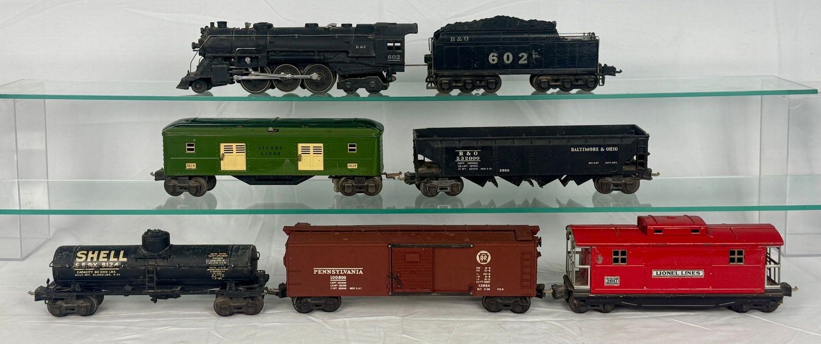 Lionel Train set (1 of 2)
