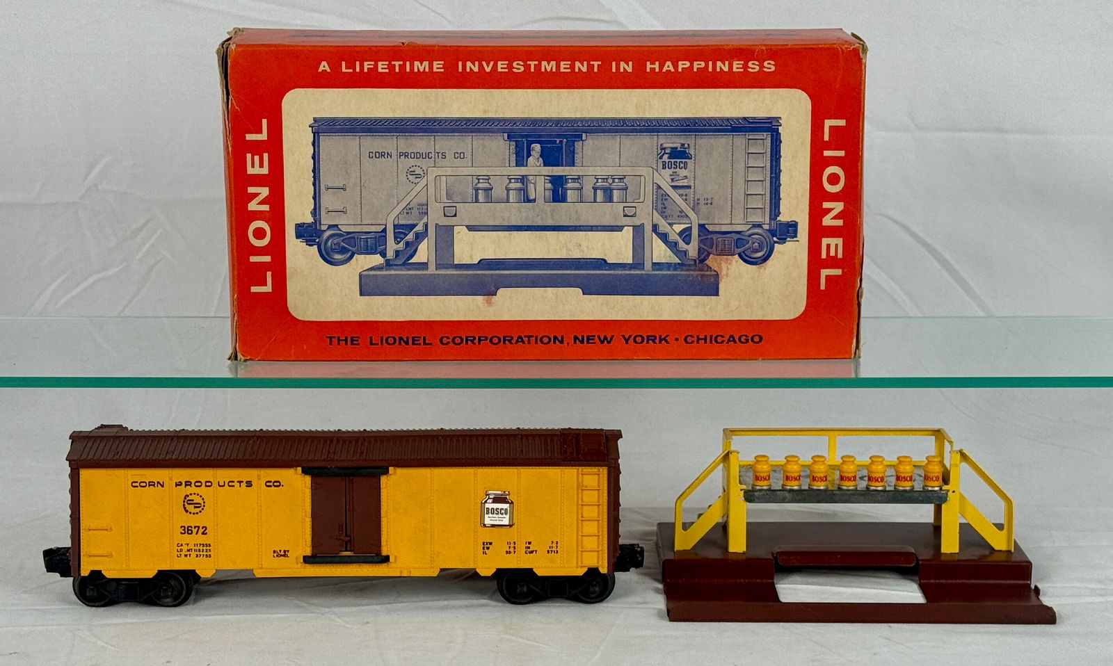 Lionel #3672 O-Gauge Operating Bosco Car with Platform and Original Box (1 of 2)