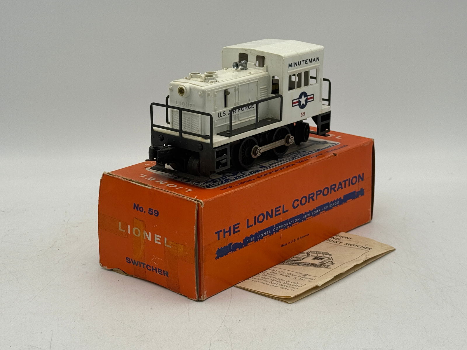 Lionel No. 59 Minuteman U.S. Air Force Motorized Unit Switcher (1 of 2)