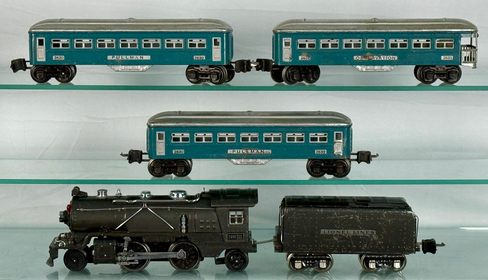 Lionel O Gauge Electric Train Set (1 of 2)