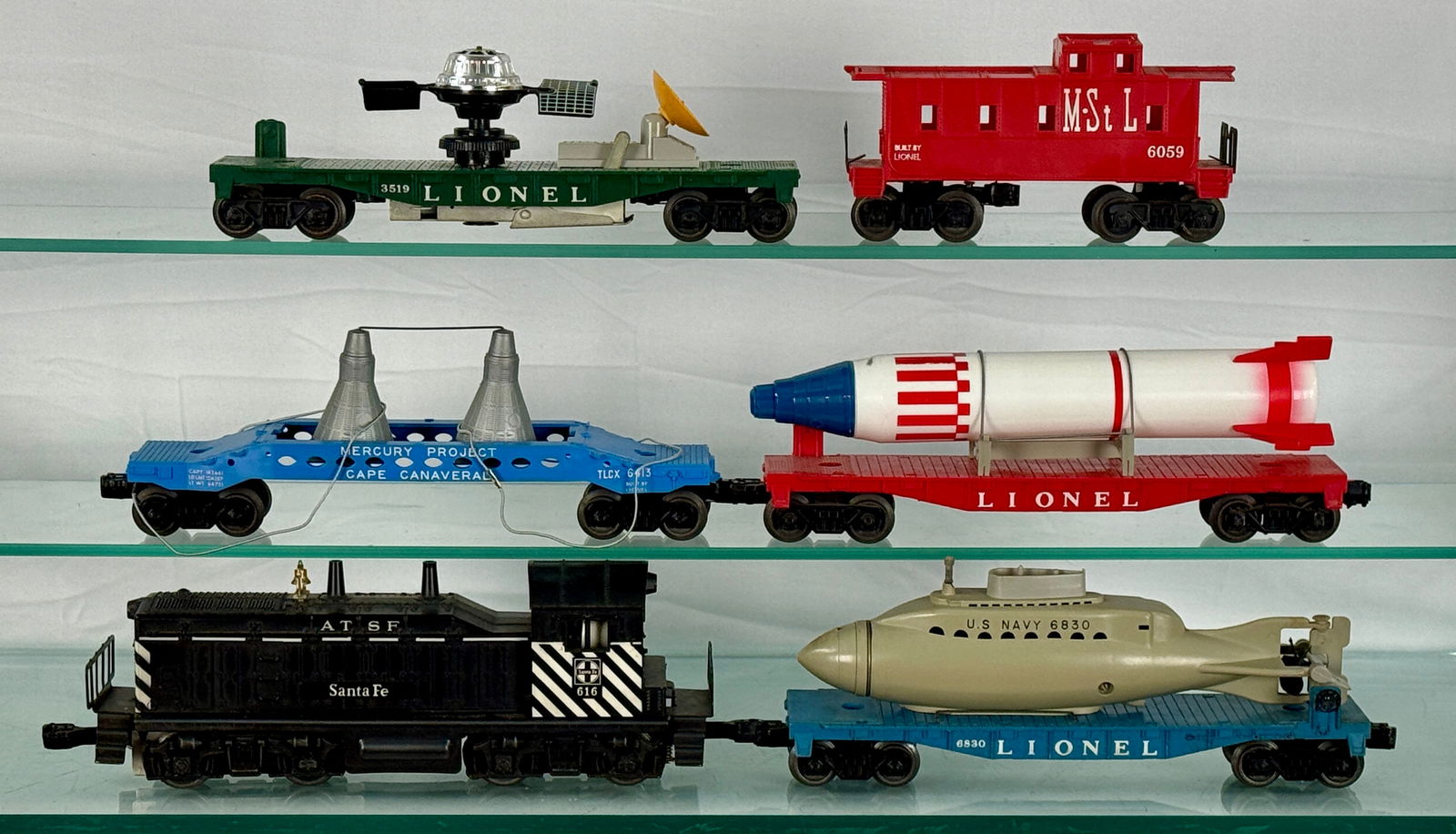 Lionel Postwar O Gauge Train Set (1 of 2)