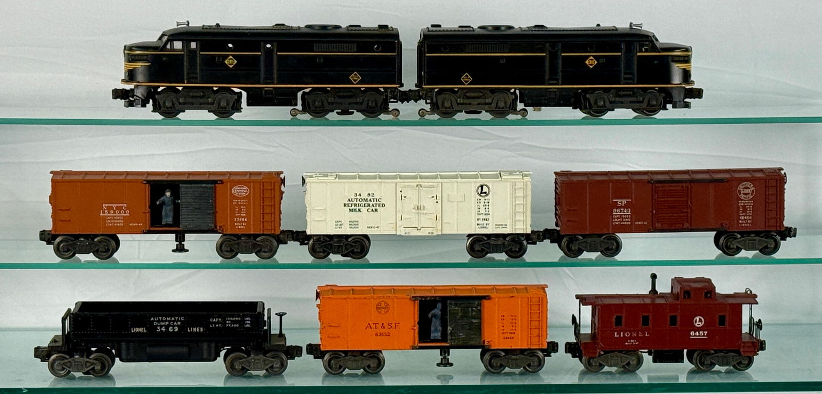 Lionel 2032 Erie Alco AA Diesel Freight Set (1 of 2)