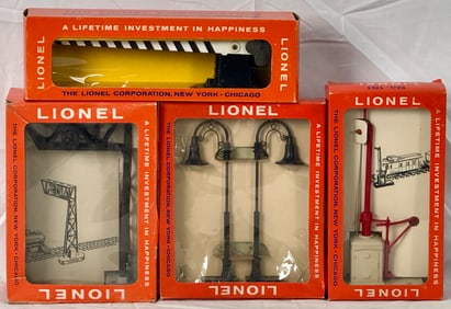 4 Lionel Postwar Model Train Accessories, in Original Boxes