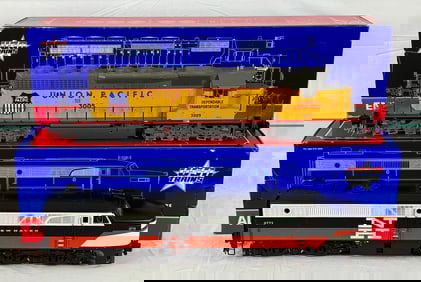 2 USA TRAINS Large-Scale Diesel Locomotives: Union Pacific EMD SD40-2 and New Haven ALCO PA-1