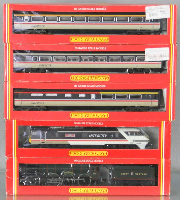 HORNBY TRAIN LOT: HO ga, 2-rail, R082 & NR356 locos w/cars R405, 407, 408, orig boxes, C9.