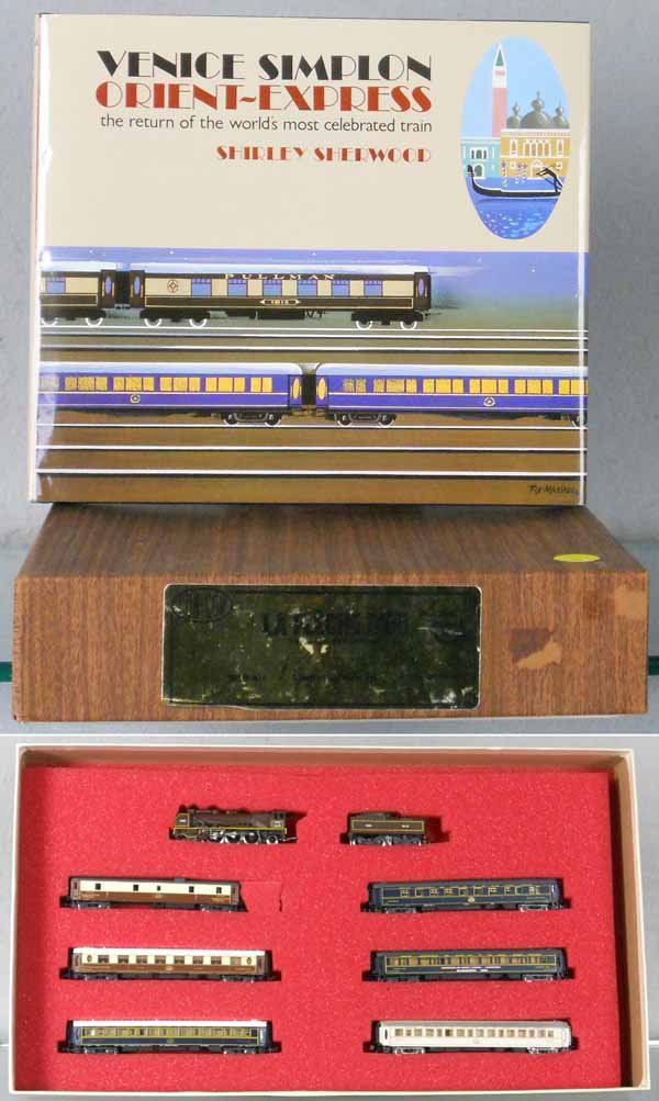 RIVAROSSI CON-COR ORIENT EXPRESS TRAIN SET: N ga, 8 pieces, w/hardcover book, orig box & insert, C9.