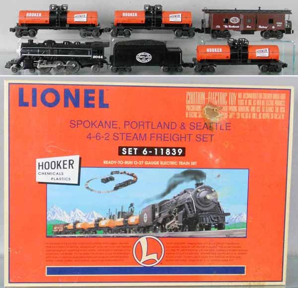 LIONEL 11839 HOOKER TRAIN SET: O ga, loco, tender, 3 tank cars, caboose, missing track & transformer, orig box minor wear, stain on front, C8.