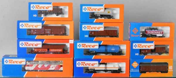 ROCO TRAIN SET: HO ga, 2-rail, 43549 loco w/cars 46250, 46072, 46186, 46210, 46105, 4330, 46256, 4337F, 46174, 46036, orig boxes & inserts, C9.