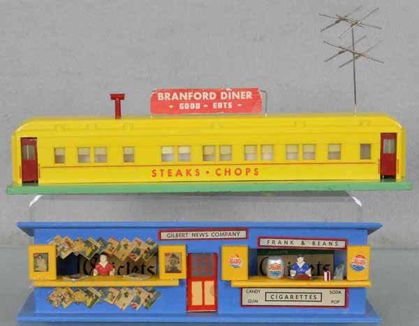 2 AMERICAN FLYER ACCESSORIES: S ga, 767 Branford Diner, 270 Newsstand, 1 chip on roof corner, C6-7.