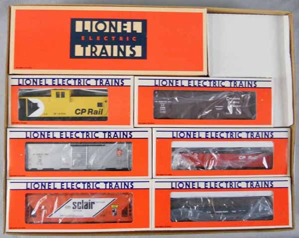 LIONEL 11710 CP RAIL TRAIN SET: O ga, 18203 loco w/cars 17300, 17400, 17500, 17107, 17200, 19705, orig boxes, set box & inserts, C9.