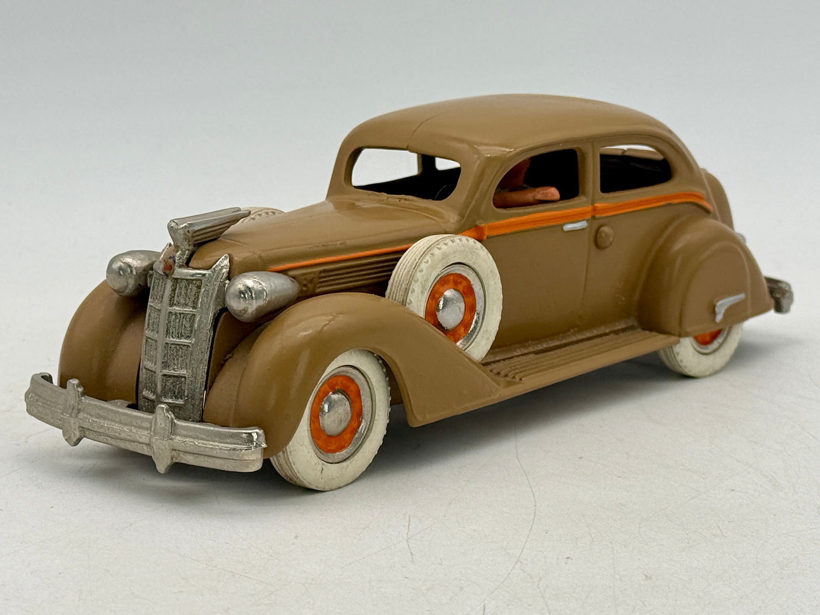 Tom Sehloff 1935 Chrysler Sedan (1 of 2)