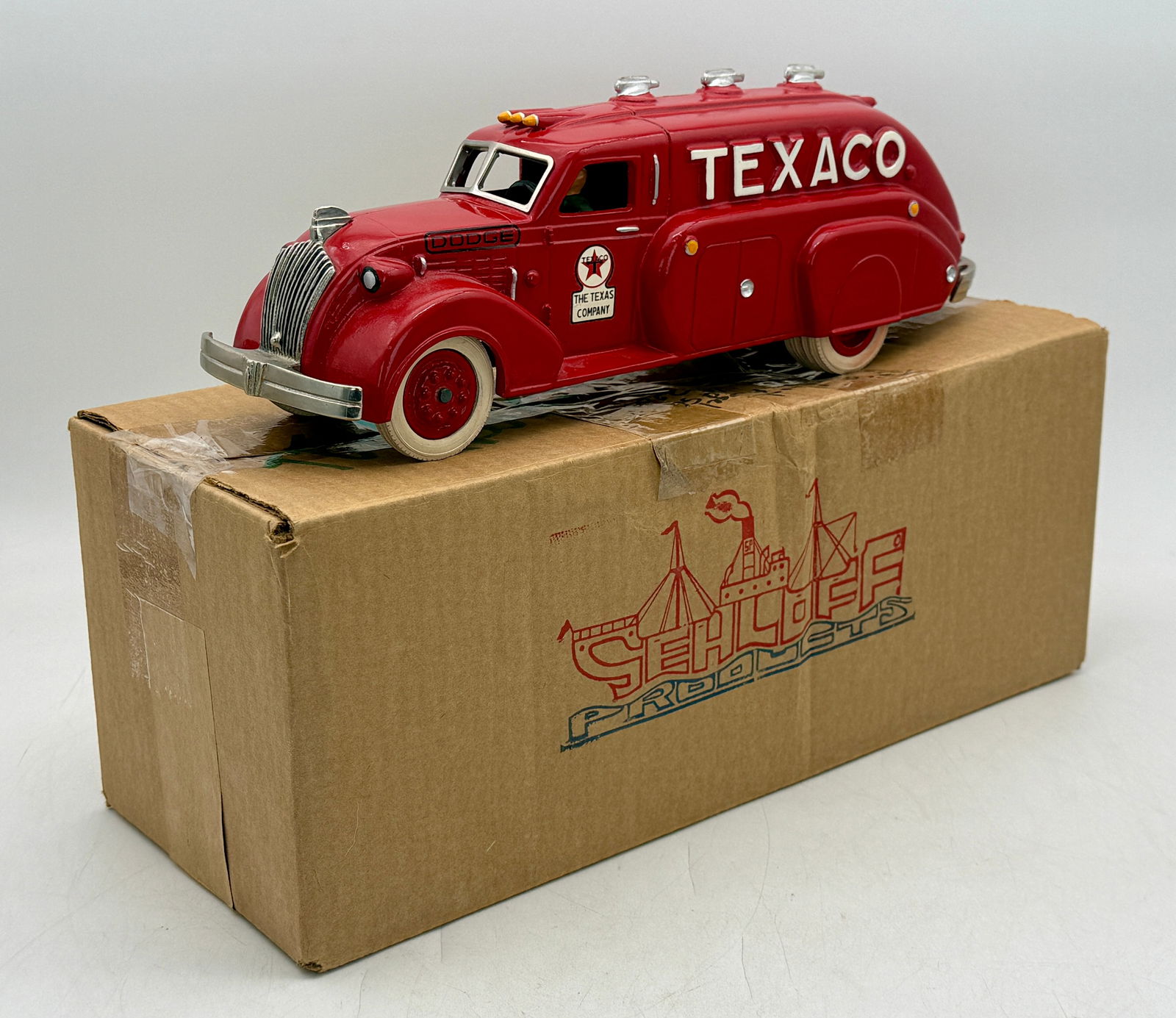 Tom Sehloff Texaco Red Dodge Airflow Tanker (1 of 4)