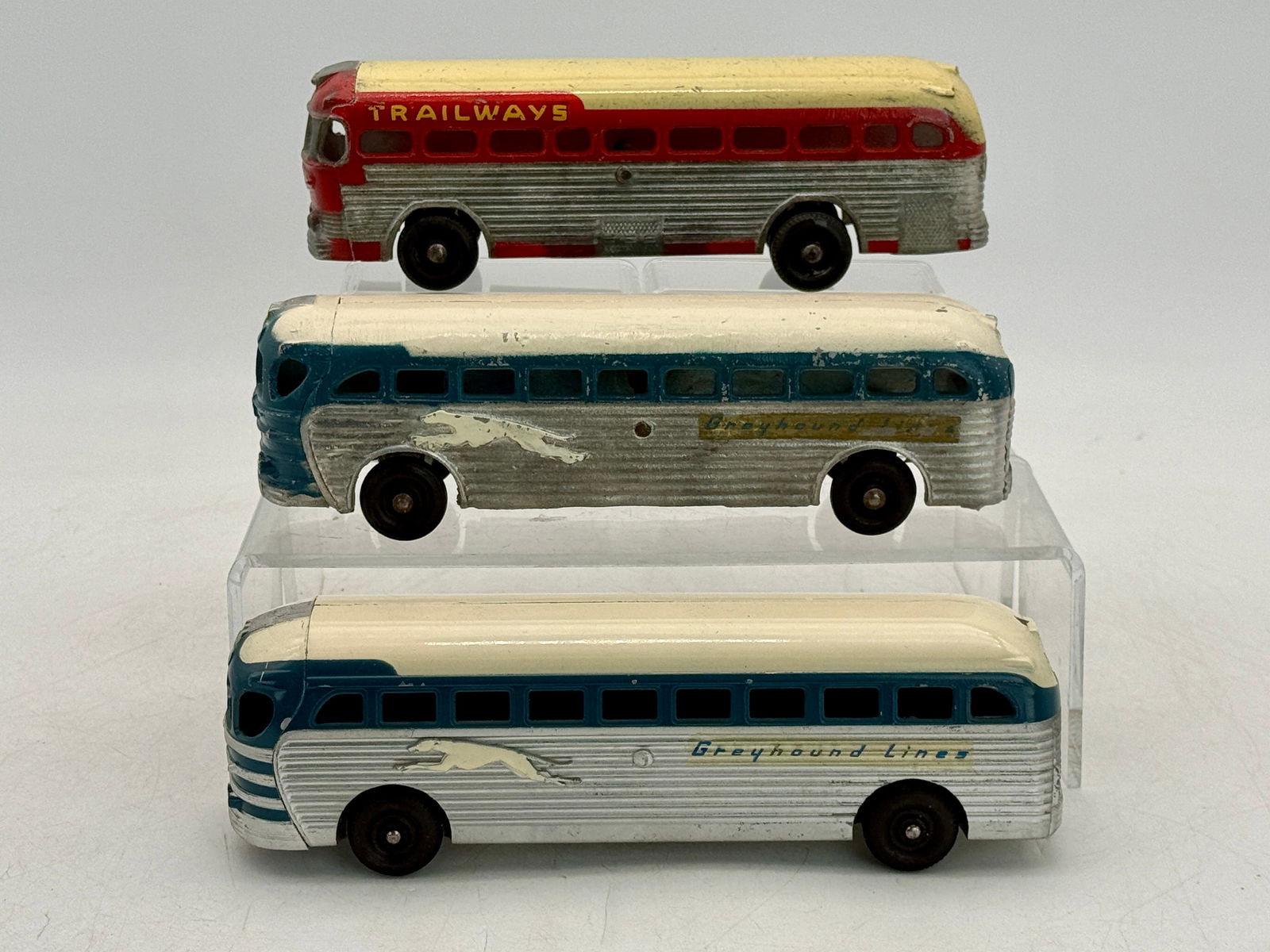 Three Dubuque/Ertl Diecast Greyhound and Trailways Toy Buses (1 of 3)