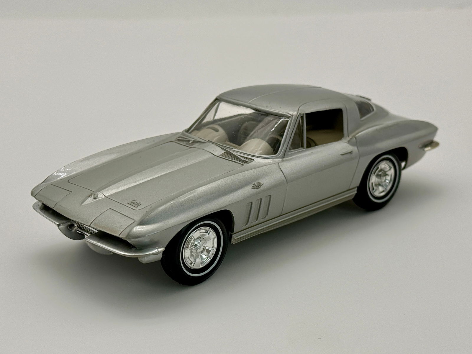 AMT 1966 Chevrolet Corvette Promo (1 of 3)