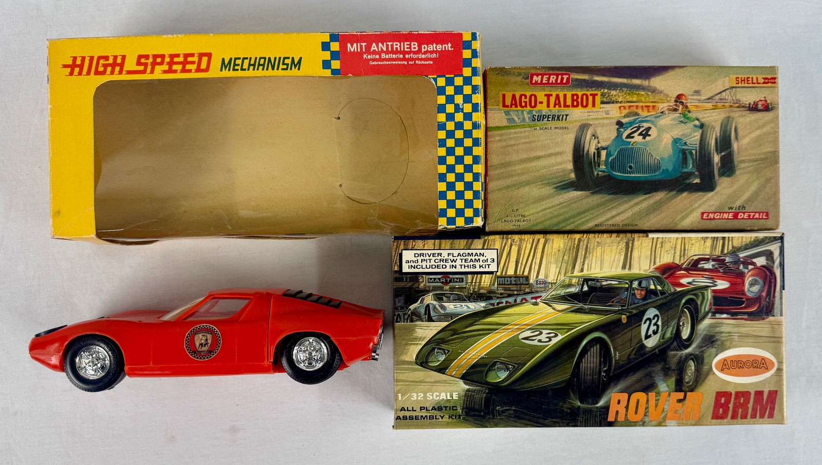 A Collection of Vintage Toy Car, Model Kits (1 of 2)