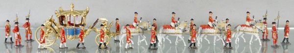 BRITAINS 1470 & 1475 STATE COACH & ATTENDANTS: State Coach w/Queen Elizabeth & Prince Phillip, w/14 attendants & 4 Beefeaters, C7-9.
