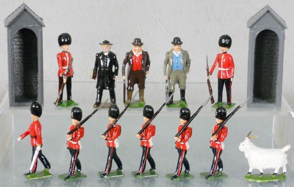 BRITAINS LOT: 74 Royal Welch Fusiliers, 2 #329 Sentry Boxes w/Guards, 3 Farm figures, C8-9.