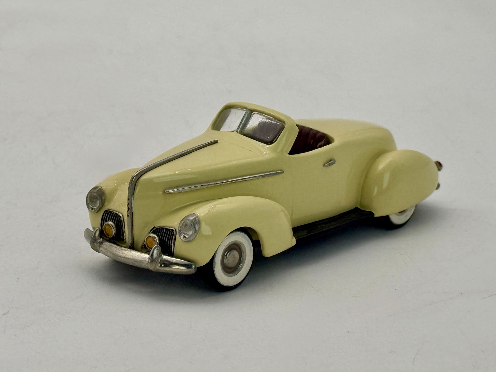 Schrock Bros 1940 Convertible president Speedster Scale Model Car (1 of 3)