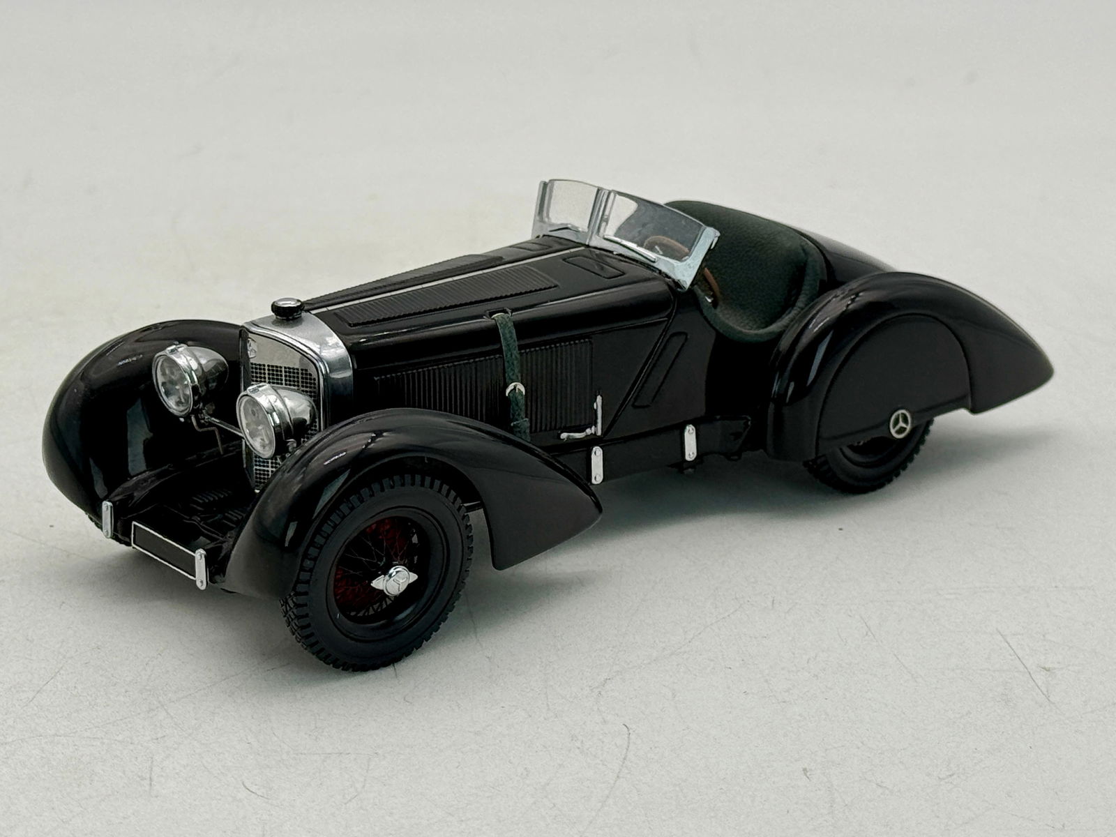 CMC M-225 Mercedes-Benz SSK Count Trossi Black Prince Model Roadster (1 of 3)