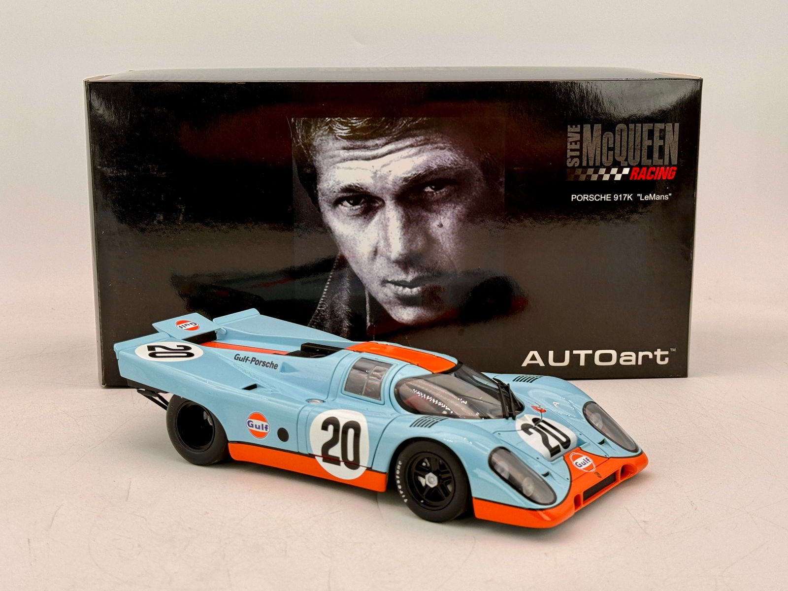 AUTOart 87183 Steve McQueen Porsche 917K LeMans Model (1 of 3)