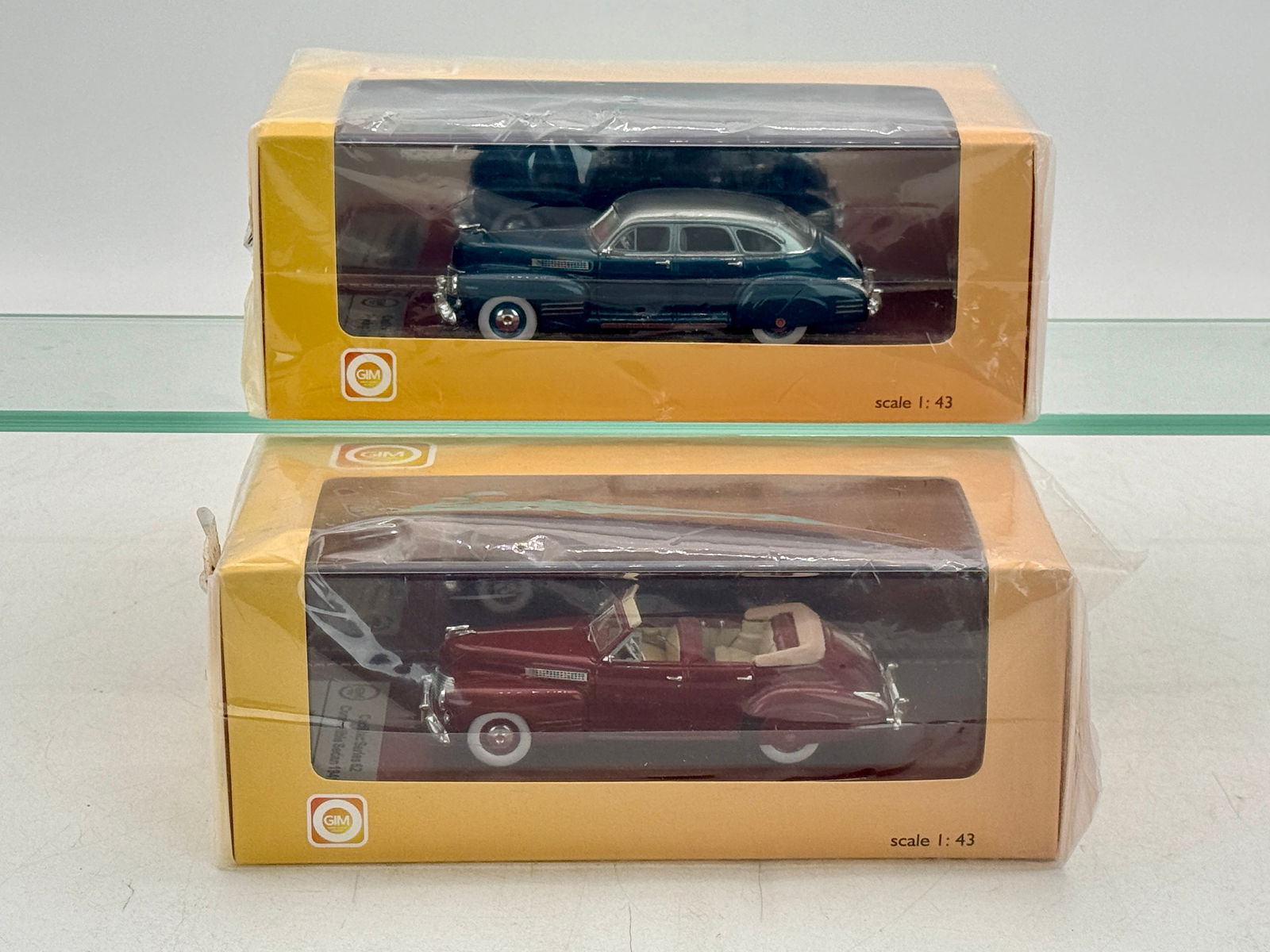 2 GIM 1:43 1941 Cadillac Series 62 Models (1 of 2)