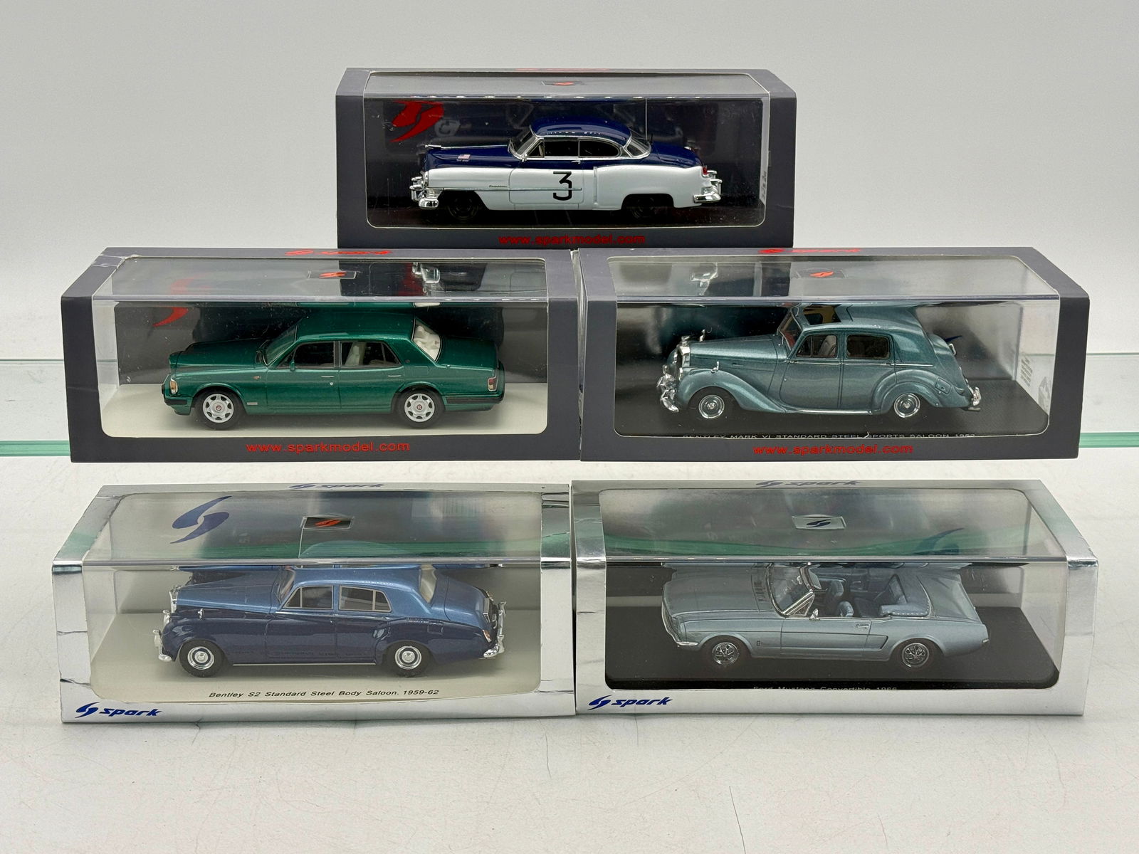 5 Spark Minimax Diecast Model Cars (1 of 3)