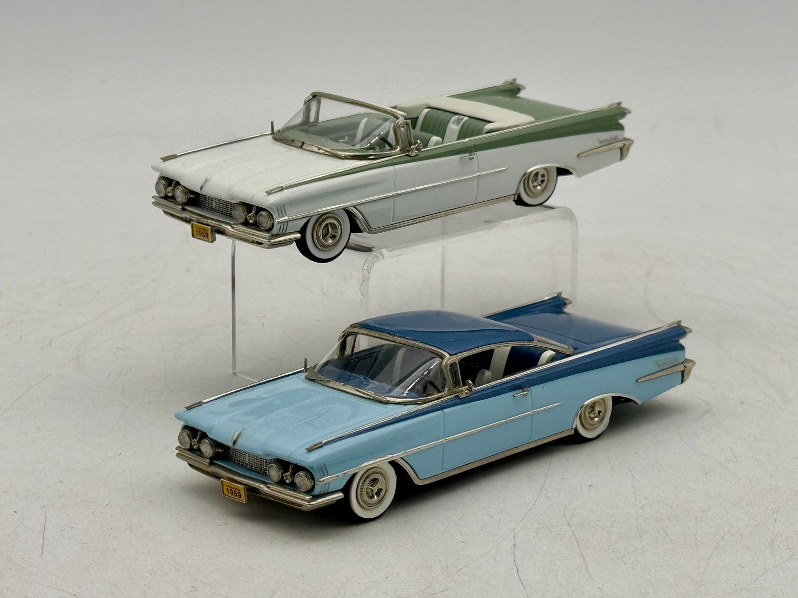 2 Motor City 1959 Oldsmobile 98 1:43 Scale Model Cars (1 of 3)