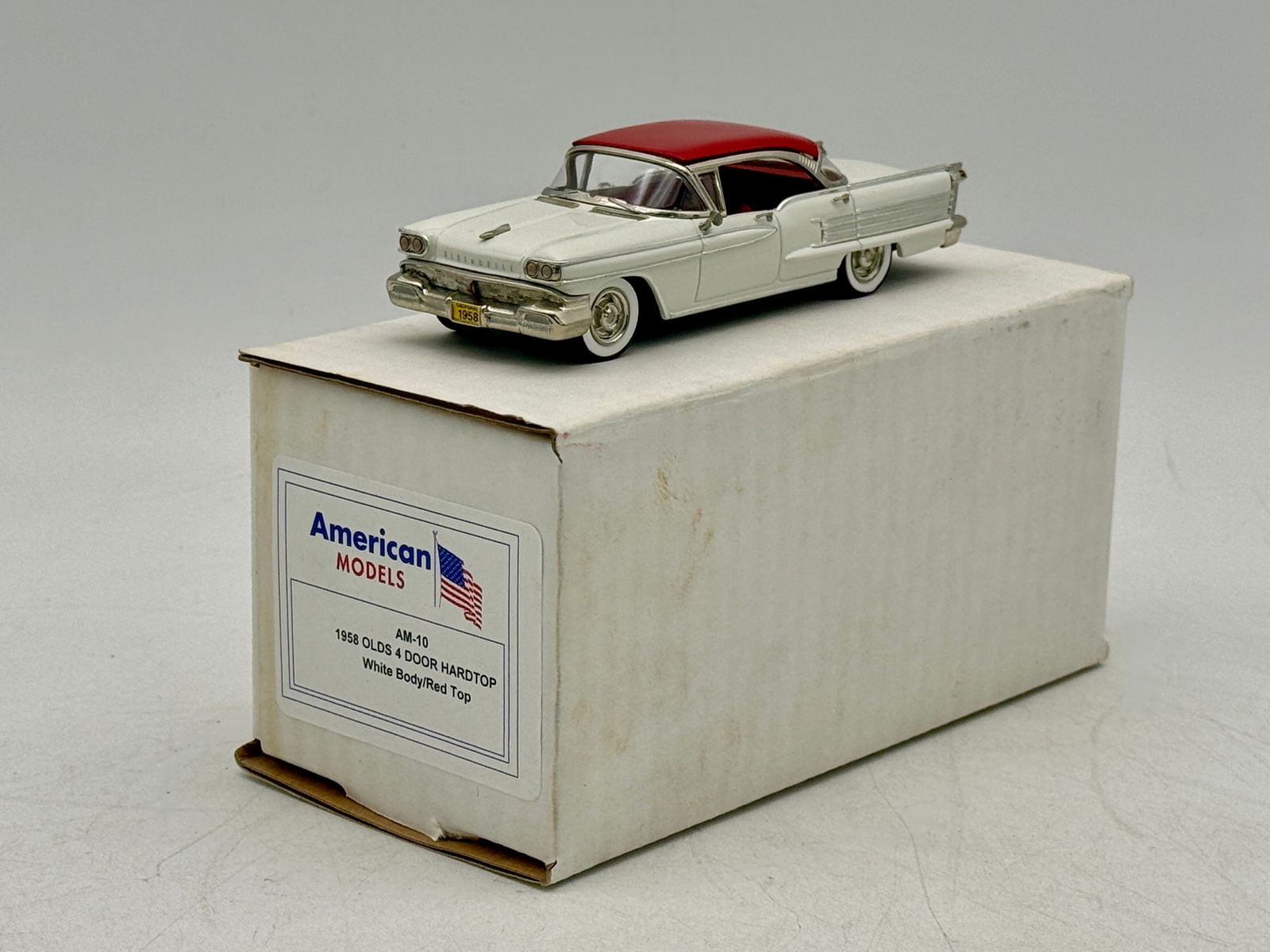 American Models #10 1958 Oldsmobile 4-Door Hardtop Model Car (1 of 2)