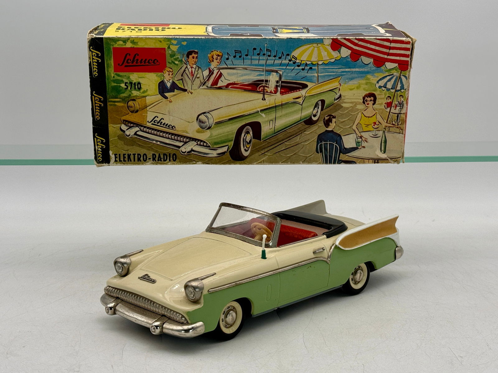 Schuco Elektro-Radio 5710 Packard Convertible Toy Car with Box (1 of 2)
